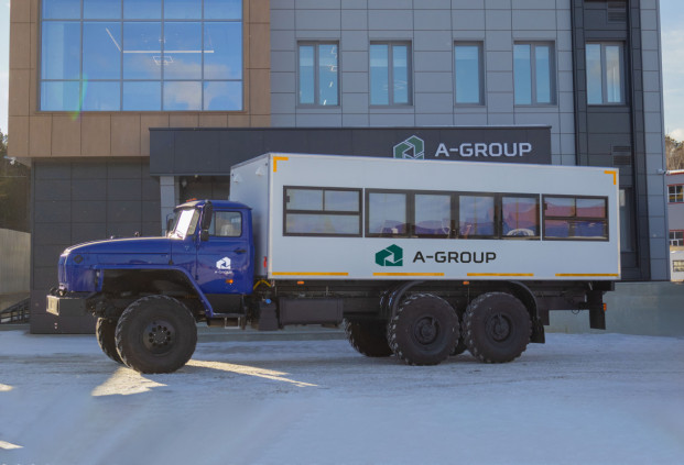 Вахтовый автобус (28+2 места) Урал 4320-60