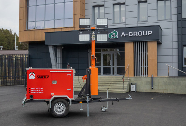 Мачта освещения на автомобильном прицепе