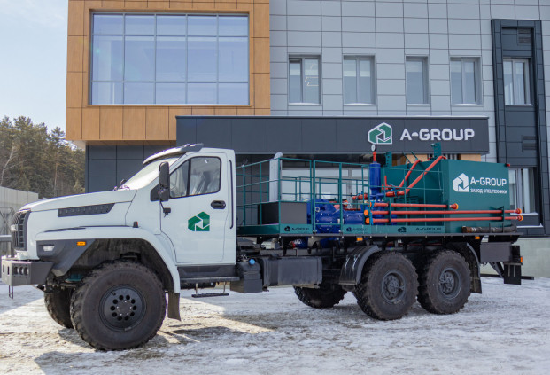 Цементировочный агрегат ЦА-320 на шасси Урал 4320-74