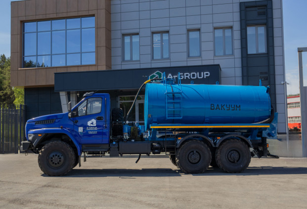 Автоцистерна вакуумная МВ-10 (термос) на шасси УРАЛ 4320-72