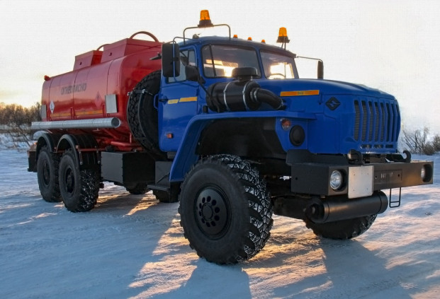 Автотопливозаправщик АТЗ-10 на шасси УРАЛ 4320-60