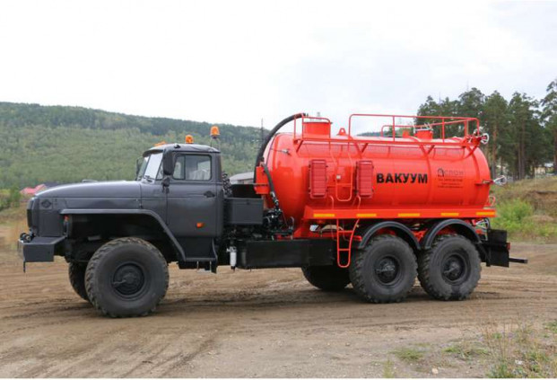 Автоцистерна вакуумная АКН-10 на шасси УРАЛ 4320-60