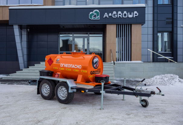 Прицеп-цистерна для перевозки и раздачи дизельного топлива (950 л)